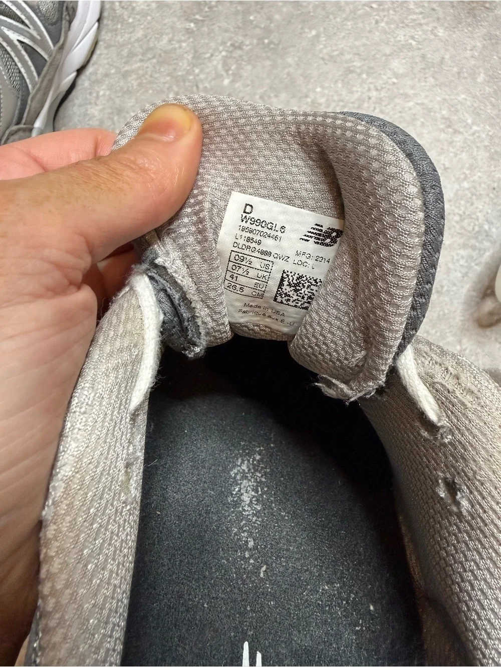 New Balance Women’s Made in USA 990v6 Grey & White size US 9.5